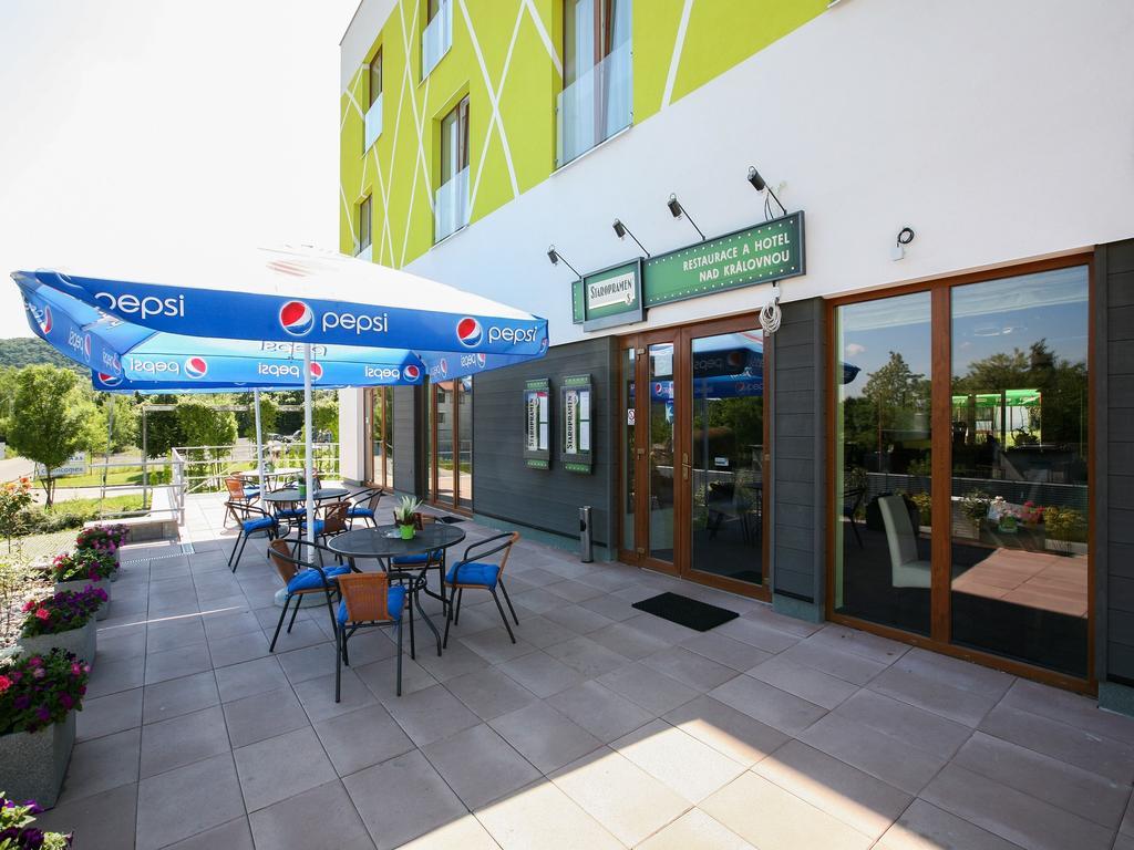 Nad Kralovnou Hotel & Restaurant Praha Bagian luar foto